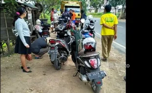 LALU LINTAS KUDUS : Paku Bertebaran di Jalan Lingkar Barat Dikeluhkan Warganet