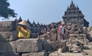 CAGAR BUDAYA KLATEN : Begini Rumitnya Merekonstruksi Satu Candi Plaosan