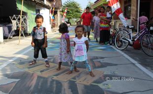 Tak Sekadar Hiasan, Ini Manfaat Gambar 3D di Jalan Kampung Jaten Karanganyar