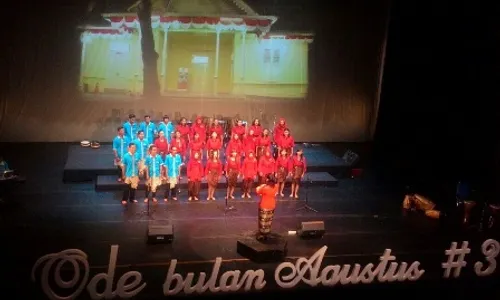 Parade Paduan Suara pada Ode Bulan Agustus #3 Bikin Merinding