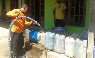 KEKERINGAN PONOROGO : 4 Desa Alami Krisis Air Bersih