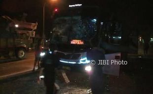 KECELAKAAN SRAGEN : Motor Dihantam Bus, Seorang Laki-Laki Tewas Seketika