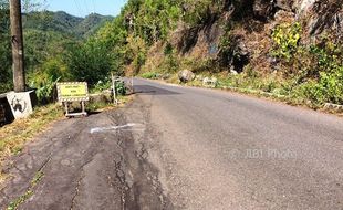 LALU LINTAS GUNUNGKIDUL : Pemdes Berharap Kerusakan Segera Diperbaiki, Kapan Terealisasi?