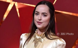 Foto Syurnya Tersebar, Dakota Johnson Takut