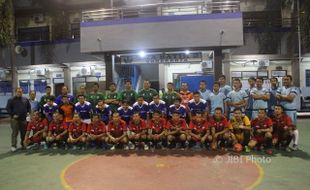 TURNAMEN FUTSAL : SMA Batik 2 Solo Perkasa, Solopos Juara III