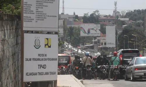 INFRASTRUKTUR SEMARANG : Lamanya Pembangunan Underpass Jatingaleh Mulai Dikeluhkan Warga