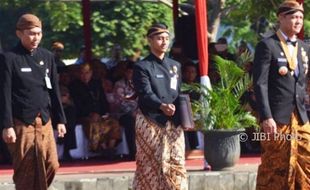 HUT JATENG : Pimpin Upacara, Gubernur Jateng Tampil Ganteng