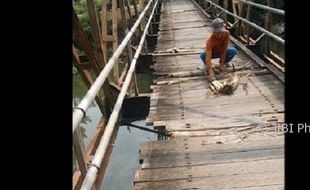 INFRASTRUKTUR KENDAL : Memprihatinkan, Begini Kondisi Jembatan di Kangkung