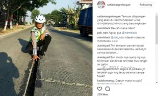 INFRASTRUKTUR GROBOGAN : Jalan Beton Terbelah, Polisi Janji Adukan ke Pihak Terkait