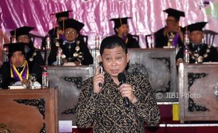 FOTO KAMPUS DI SEMARANG : Menteri ESDM Ignasius Jonan di Unika