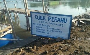 KISAH UNIK : Ojek Perahu di Demak Ini Bisa Antar ke Arab Saudi?