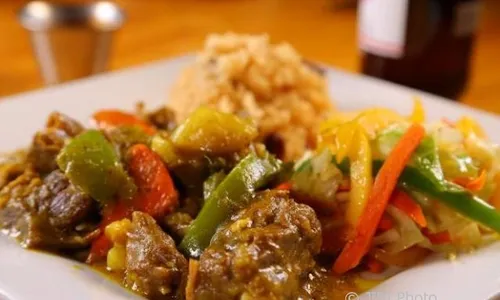 TIPS KULINER : Begini Cara Hilangkan Bau Prengus saat Memasak Daging Kambing