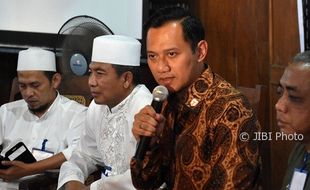 Meski Ketemu Putra Megawati, AHY Belum Tentu Cocok dengan Jokowi