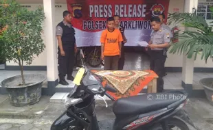 PENIPUAN SOLO : Tilap Motor untuk Pacaran, Pemuda Pengangguran asal Tipes Dihajar Massa