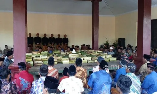 Tradisi Encek di Jenar Wonogiri, Simbol Syukur kepada Tuhan Yang Maha Esa