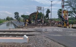 INFRASTRUKTUR KLATEN : Jalan Pakis-Wonosari Diperbaiki, Lalu Lintas Dialihkan lewat Tegalgondo-Duwet