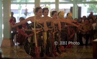 BUDAYA SOLO : Kapolda Jateng Dapat Gelar KPH dari Mangkunagoro IX