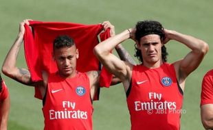 Cavani Tepis Kabar Tak Akur dengan Neymar