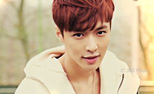 K-POP : Akankah Lay Tinggalkan Exo?