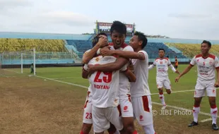 LIGA 2 : Persis Pulang dengan Kepala Tegak