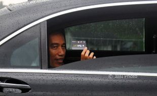 Jokowi Sebut Kartu E-Toll Cegah Macet di Gerbang