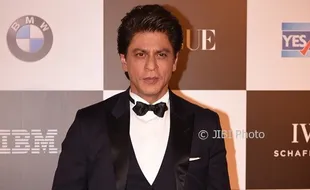 BOLLYWOOD : Raih Penghargaan dari Wanita, Shah Rukh Khan Puas