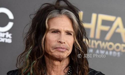 Vokalis Steven Tyler Kejang, Konser Aerosmith Batal