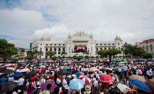 Begini Pandangan Warga Myanmar tentang Etnis Rohingya