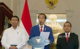 Di Depan Kabinetnya, Presiden Jokowi Tegaskan Dirinya Panglima Tertinggi