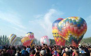 46 Tim Adu Kreativitas di Festival Balon Udara Ponorogo