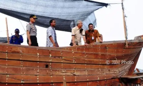 Foto INDUSTRI PERKAPALAN : Gubernur Tampung Keluhan Perajin Kapal