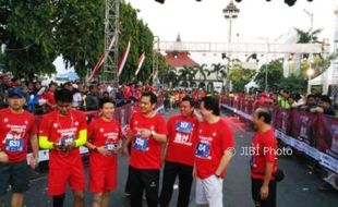 FOTO HUT KUDUS : Pebulutangkis Dunia Juga Half Marathon