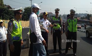 LALU LINTAS SEMARANG : Jalan Gombel Baru Kembali Diberlakukan Satu Arah