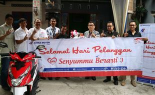 Astra Motor Jogja Beri Kejutan Pengiriman Sepeda Motor