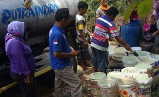 Satpam UII Sumbang Air Bersih di Gunungkidul