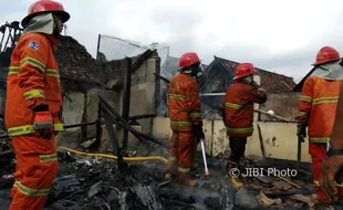 KEBAKARAN JOGJA : Rumah di Ngadisuryan Terbakar, 2 Orang Luka