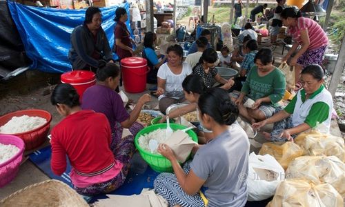 Gunung Agung Belum Erupsi, Tapi Pengungsi Bertambah Hingga >75.000 Jiwa