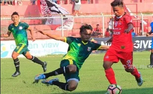 LIGA 2 : Suporter Desak Persijap Jepara Tak Mundur dari Liga