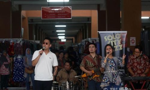 SOLO CITY JAZZ 2017 : Alunan Musik Jaz Memecah Keriuhan di Pasar Tradisional