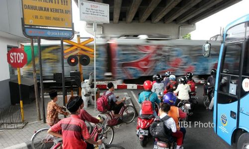 Penutupan Perlintasan Kereta Ditolak Warga, Ini Tanggapan PT KAI