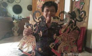 Wayang Berlapis Emas Buatan Pengrajin Ponorogo Ini Jadi Buruan Kolektor