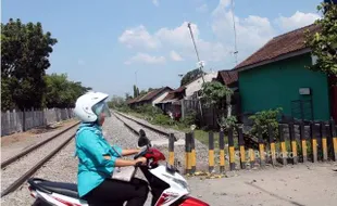 Hati-Hati Lur, di Sragen Ada 28 Perlintasan KA Tak Berpalang Pintu