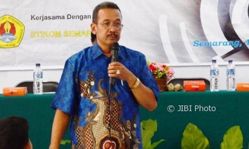 KAMPUS DI SEMARANG : Pakar Komunikasi Ajak Politikus Tak Saling Menjatuhkan