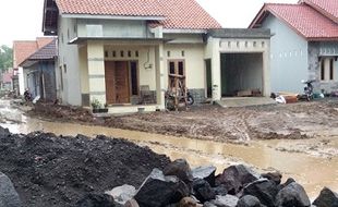 Area Relokasi Warga Terdampak Bandara Becek dan Tergenang