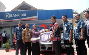 Bidan Ngrampal Sragen Dapat Livina Gara-Gara 25 Tahun Nabung di BRI