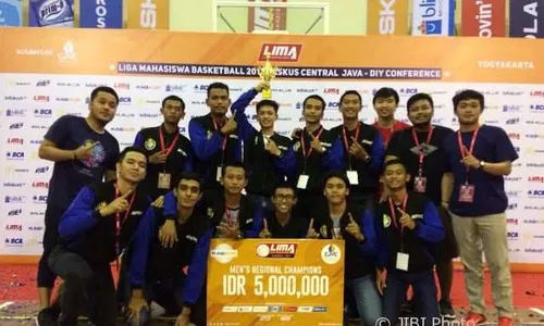 LIGA BASKET MAHASISWA : Tim UNS Bidik 4 Besar Nasional