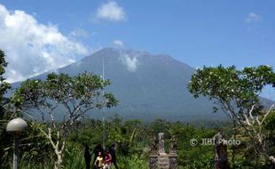 Gunung Agung Bali Siaga, Ribuan Pengungsi Boleh Pulang