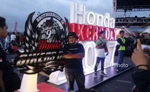 MOTOR HONDA : Begini Serunya ketika Puluhan Ribu Biker Honda Kumpul