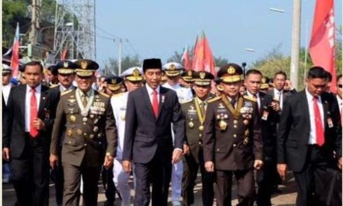 Soal Jalan Kaki Menuju Lokasi Upacara HUT TNI, Begini Kata Jokowi