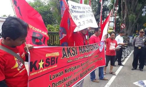 UMK 2018 : KASBI Tuntut Upah Minimum di Kota Madiun Rp2,7 Juta Per Bulan